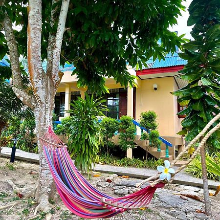 海水阳光简易别墅酒店 Ko Lanta 外观 照片