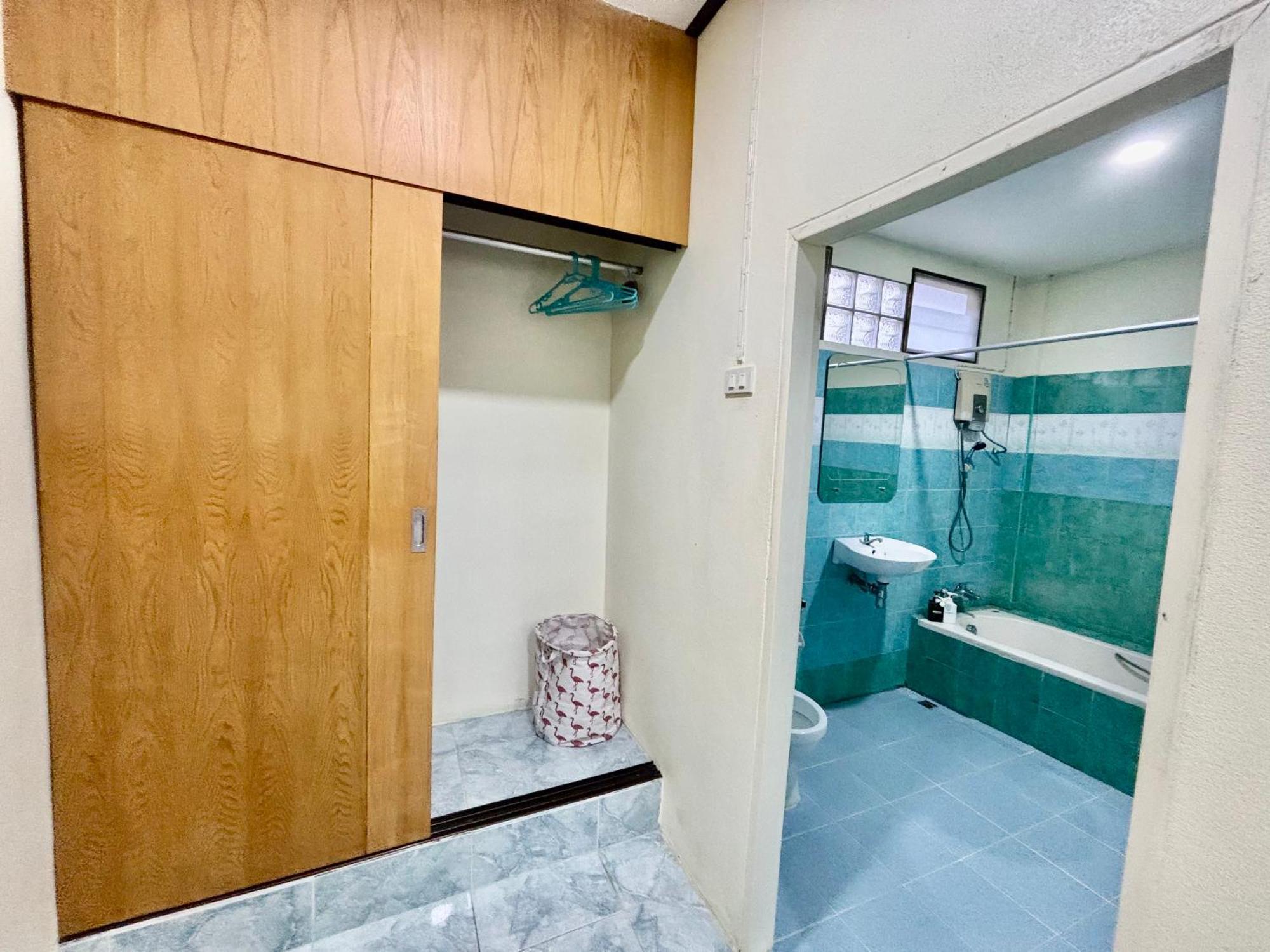 海水阳光简易别墅酒店 Ko Lanta 外观 照片