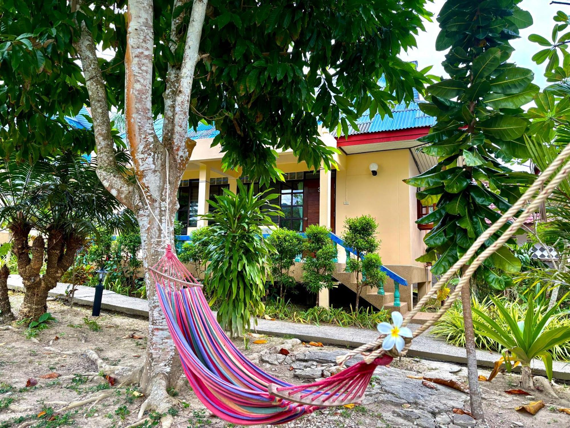 海水阳光简易别墅酒店 Ko Lanta 外观 照片